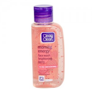 Clean & Clear Face Wash - Brightening Berry 50 ml