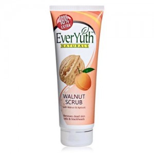 Everyuth Naturals Scrub - With Walnut 50 gm Pack